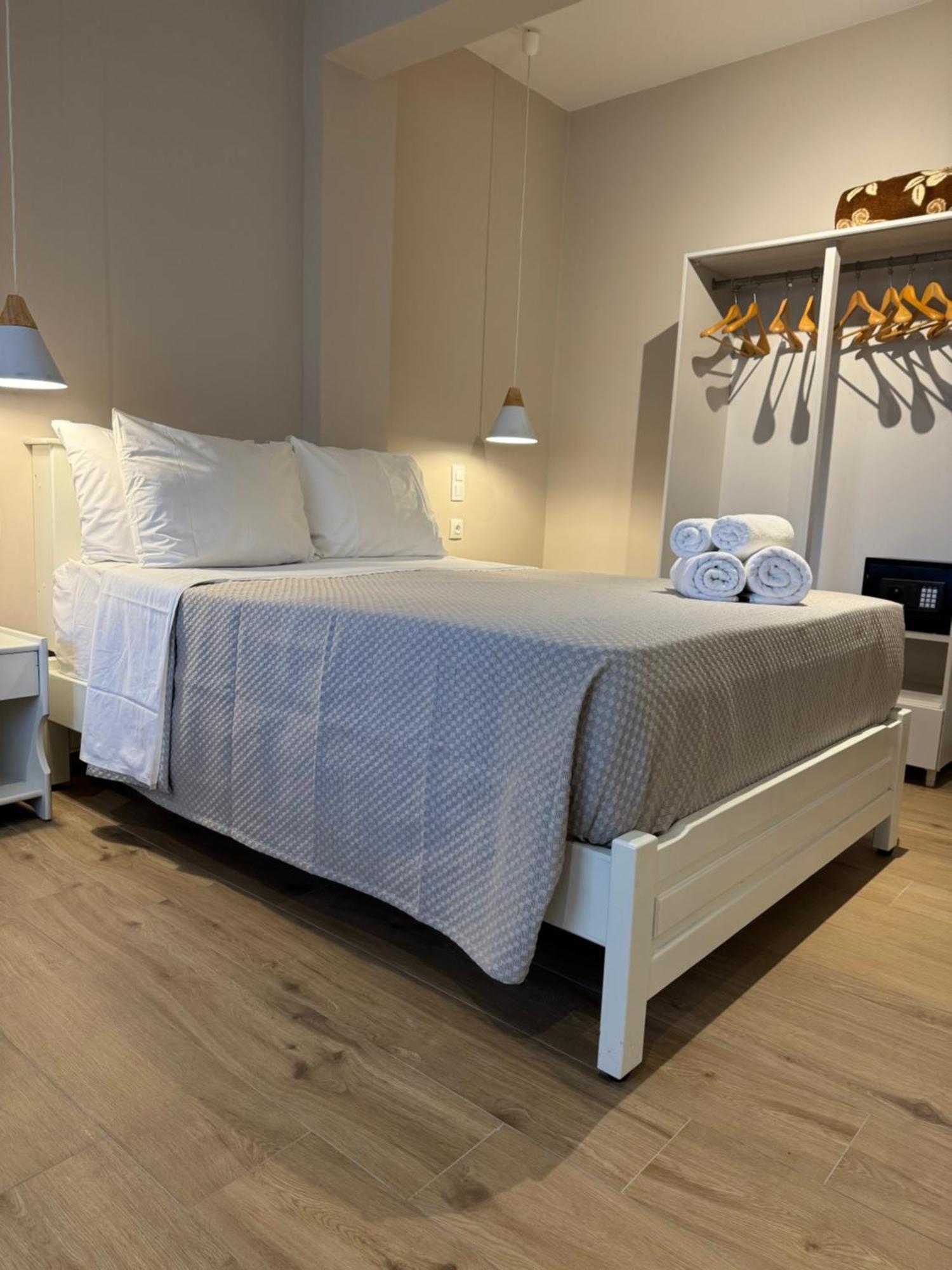 Elizabeth Aparthotel โรดา ภายนอก รูปภาพ