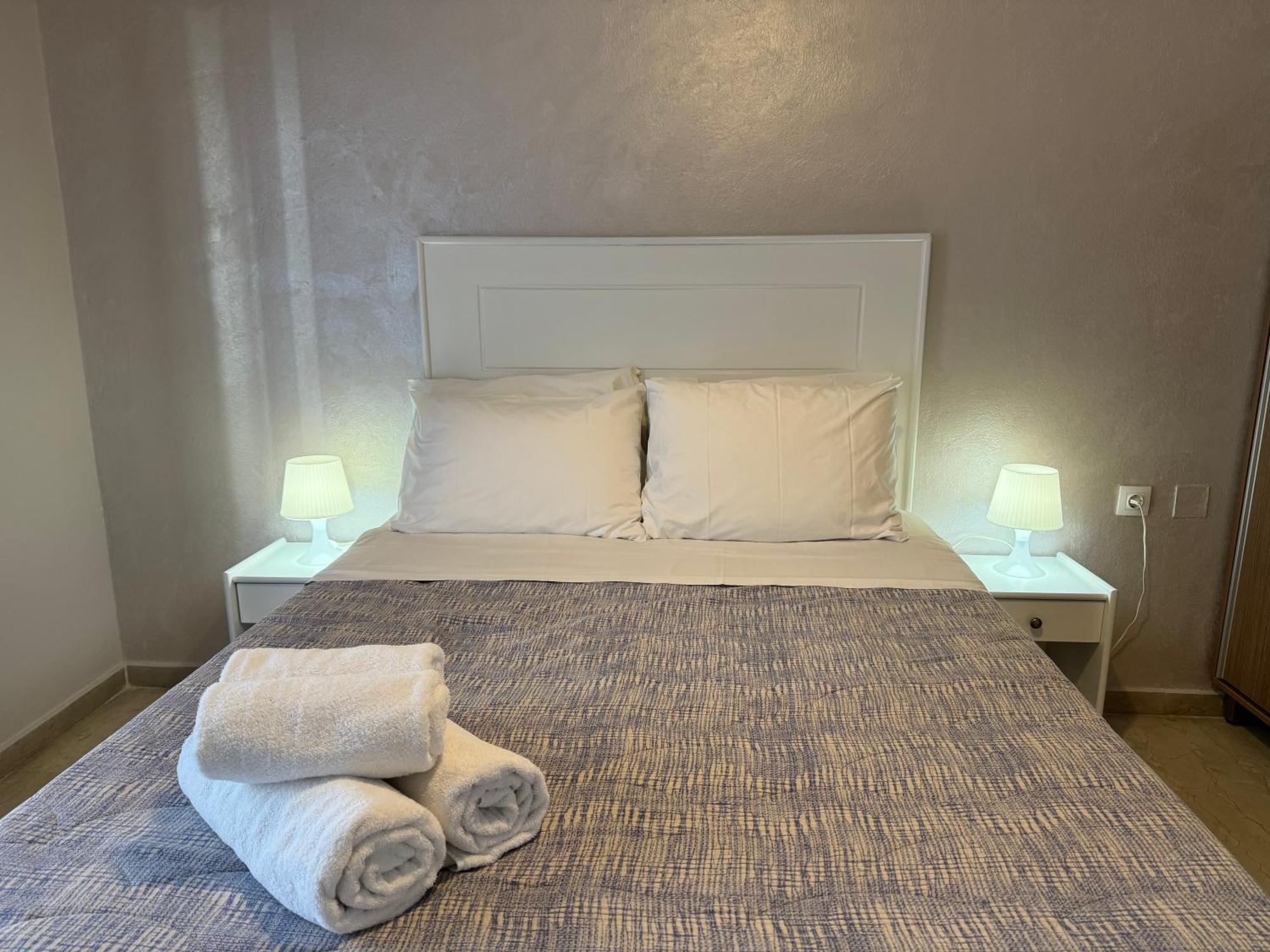 Elizabeth Aparthotel โรดา ภายนอก รูปภาพ
